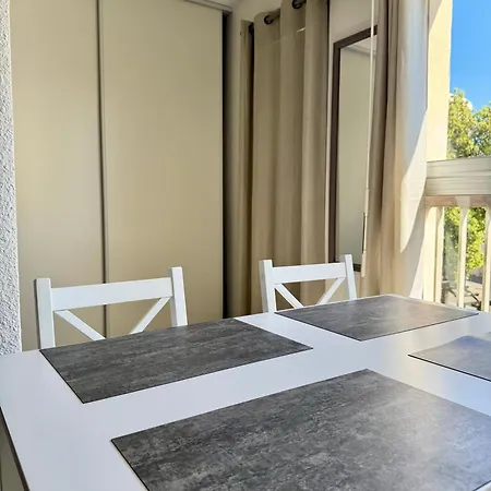 Le Petit Port - 2pers - Histoire De Cles Agde