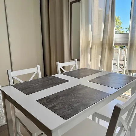 Le Petit Port - 2pers - Histoire De Cles