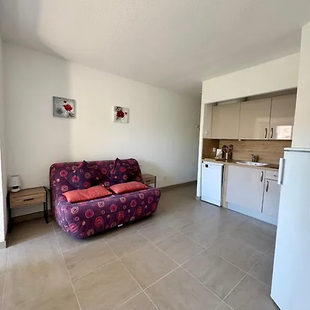 Apartment Le Petit Port - 2pers - Histoire De Cles *